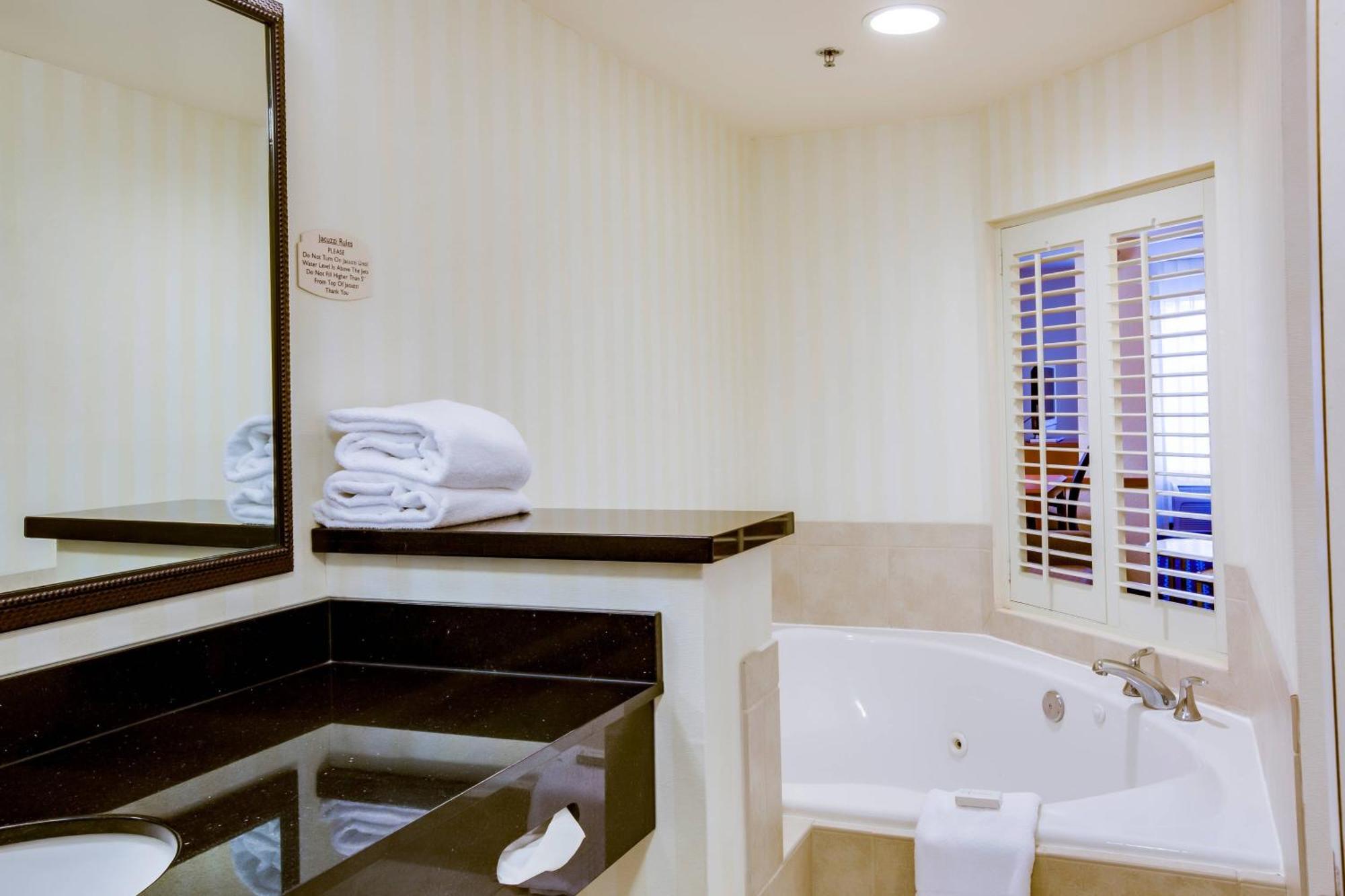 Fairfield Inn And Suites By Marriott Titusville Kennedy Space Center Eksteriør billede